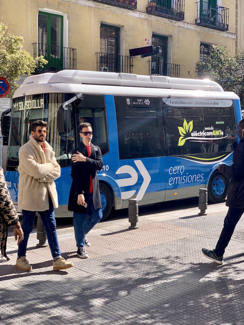 bus